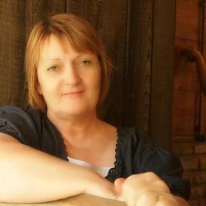 Meet your Posher, Rhonda